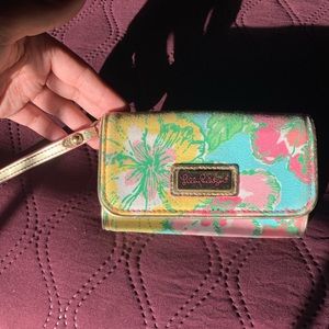 Lilly Pulitzer wristlet